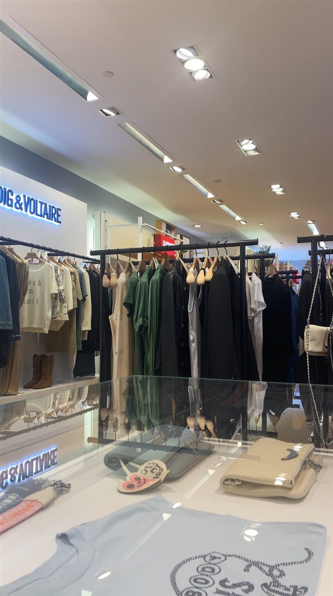 Corner Zadig & Voltaire — Galeries Lafayette Rennes